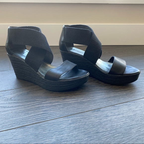 Browns - black elastic sandals - Picture 6 of 6